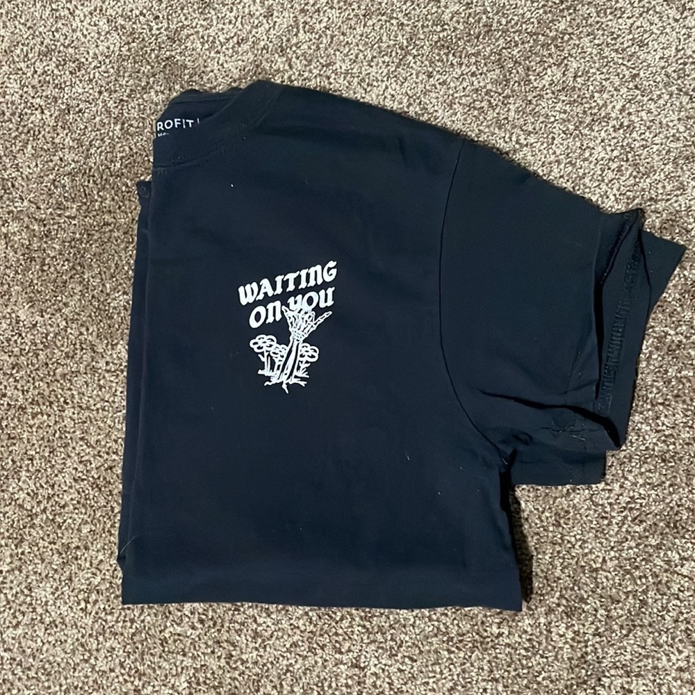 Random shirts. - Picture 5 of 8